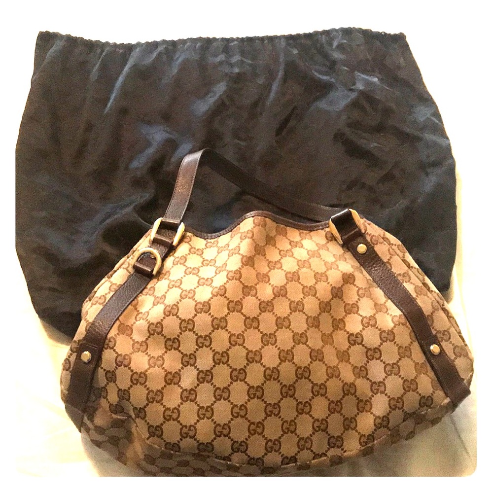 Abbey Gucci Monogram shoulder tote
